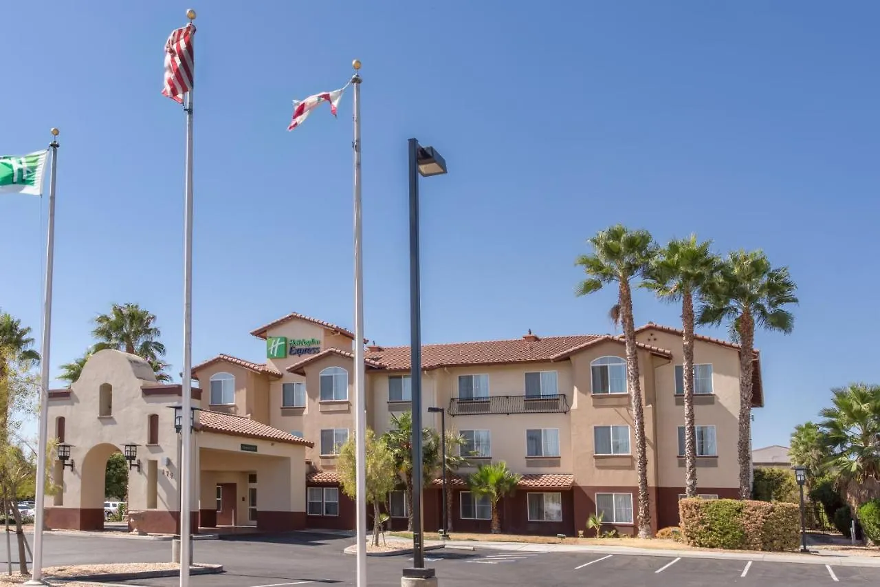 Where to Stay Near American Legion: 5 Best 3-Star Hotels