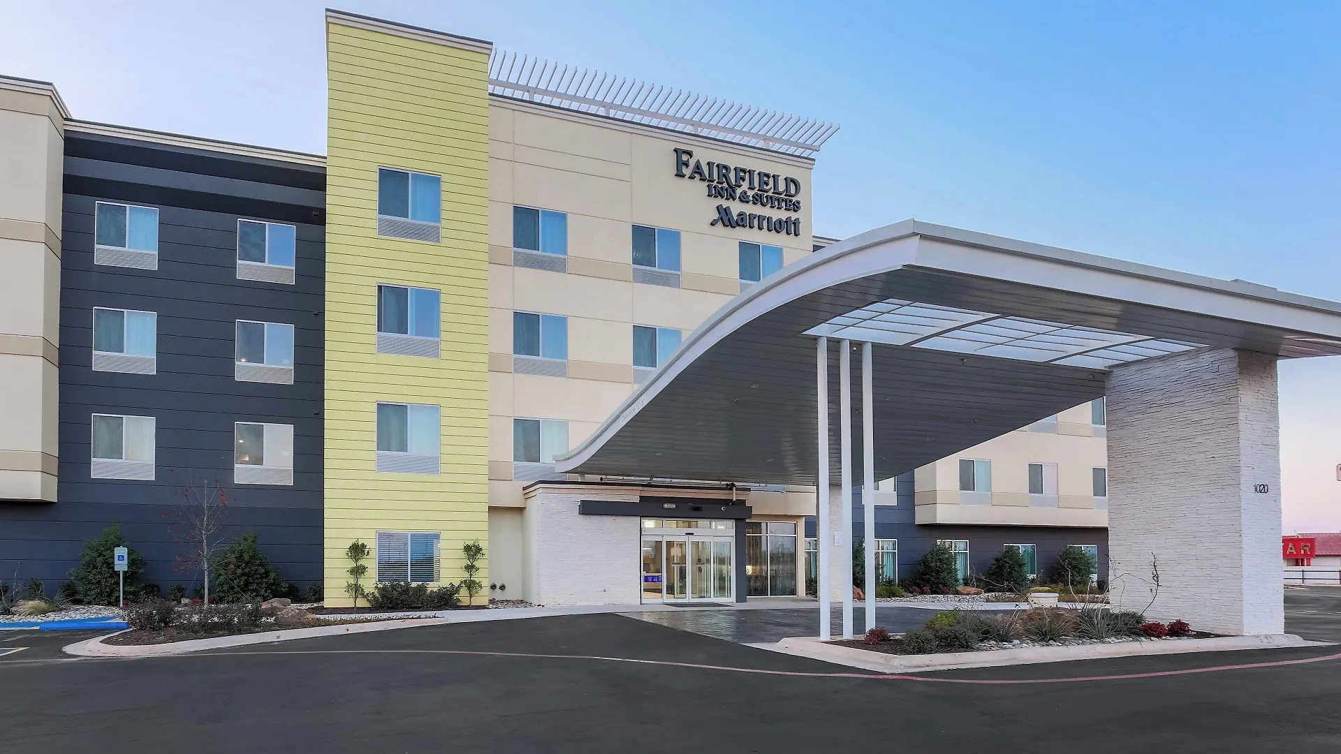 7 Top-Rated Fairfield Inn Hotels In Texas To Book Now